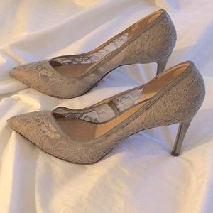 Very beautiful, Banana republic, lace heels